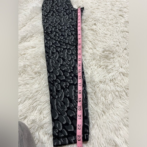 Sweaty Betty Zero Gravity Running Tight - Size XXS - Picture 7 of 7